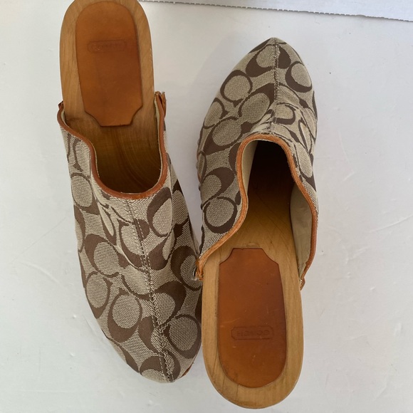 Coach Made in Italy Signature Wooden Mule Heels - Picture 2 of 8